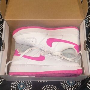 Nike Air Force 1 pink/white